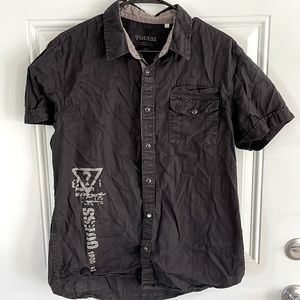 Men’s Guess button up